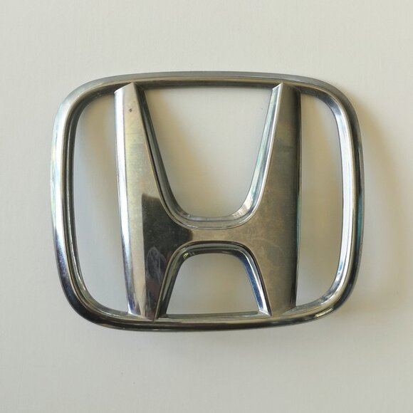 Honda Rear Emblem Accord 2dr 2003-2005 Civic 2dr 2006-2011 75701-SDN-000 - Picture 1 of 2